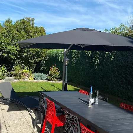 Grande Maison Tranquille Avec Jardin, A Proximite D'epinal - Fr-1-589-660 펜션