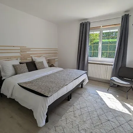 Grande Maison Tranquille Avec Jardin, A Proximite D'epinal - Fr-1-589-660 펜션 *